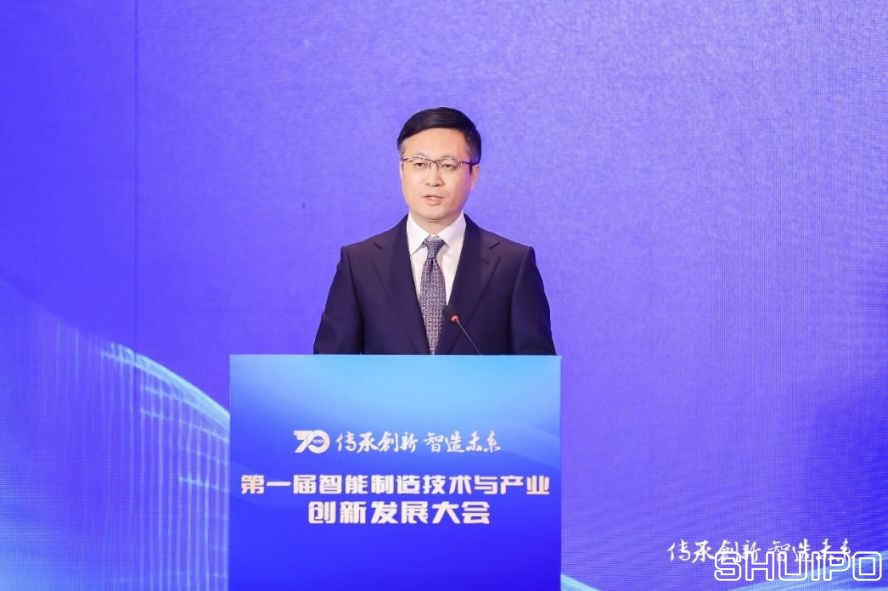 北京市西城區(qū)委副書記、區(qū)長劉東偉